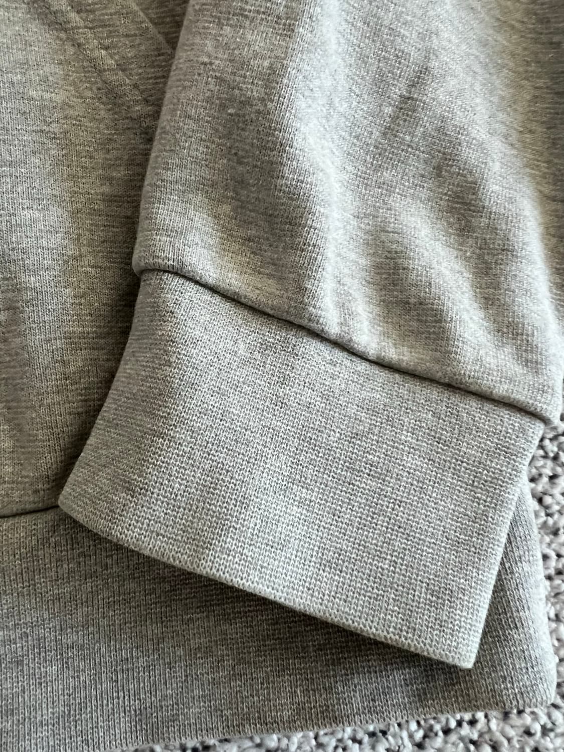 엄브로　빅로고 후드티 상품이미지3