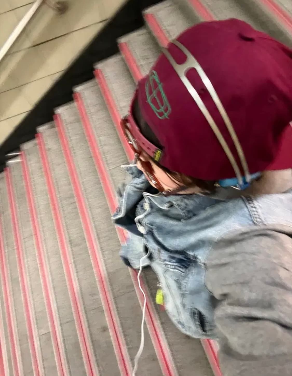 [애프터매스] ATM LION BALL CAP BURGUNDY 캡 모자 상품이미지2