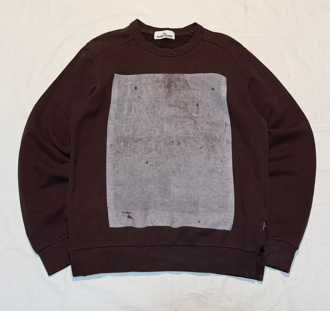 스톤아일랜드 15FW 프린팅 맨투맨 스웻셔츠 브라운 상품이미지1