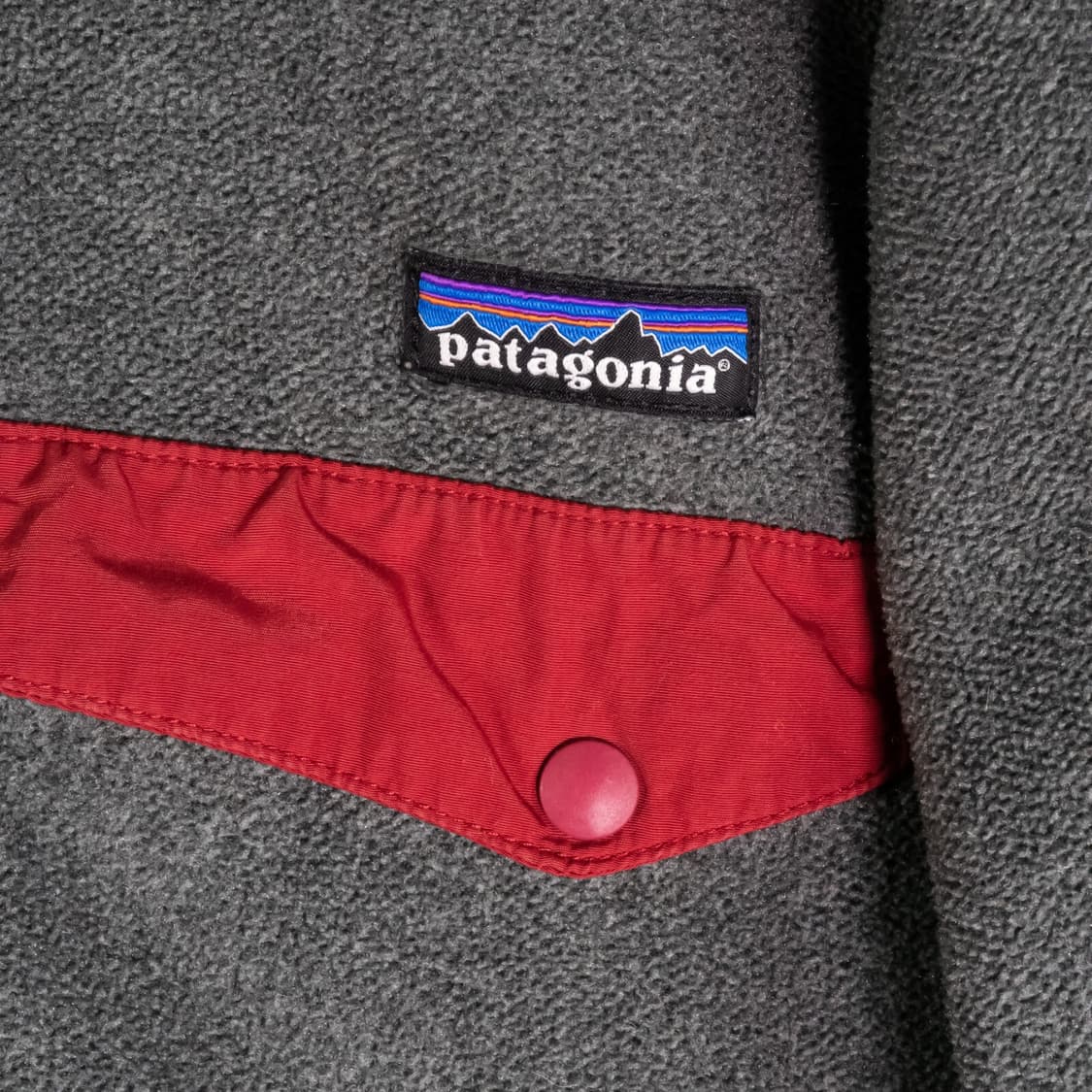 90s 파타고니아 신칠라 스냅-티 플리스 자켓 그레이/레드 상품이미지3