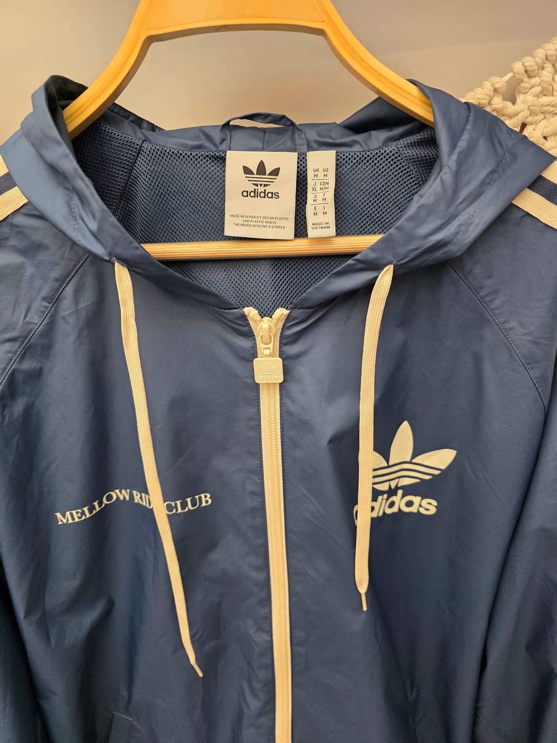 아디다스 멜로우 라이드 클럽 바람막이 상품이미지2