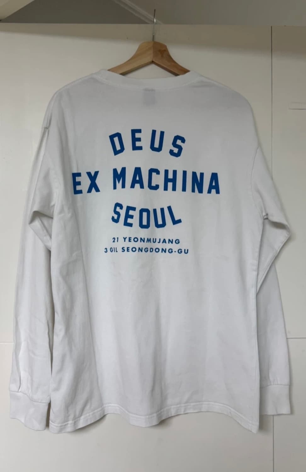 데우스 엑스 마키나 서울 성수 L 화이트 롱슬리브 상품이미지1