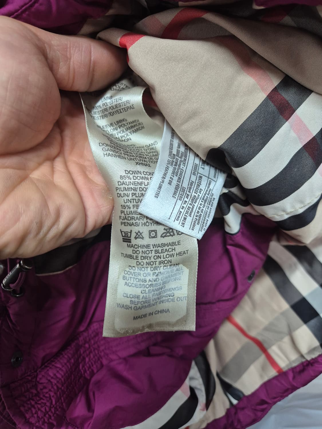 버버리 여성 벨티드 패딩 백화점판 상품이미지4