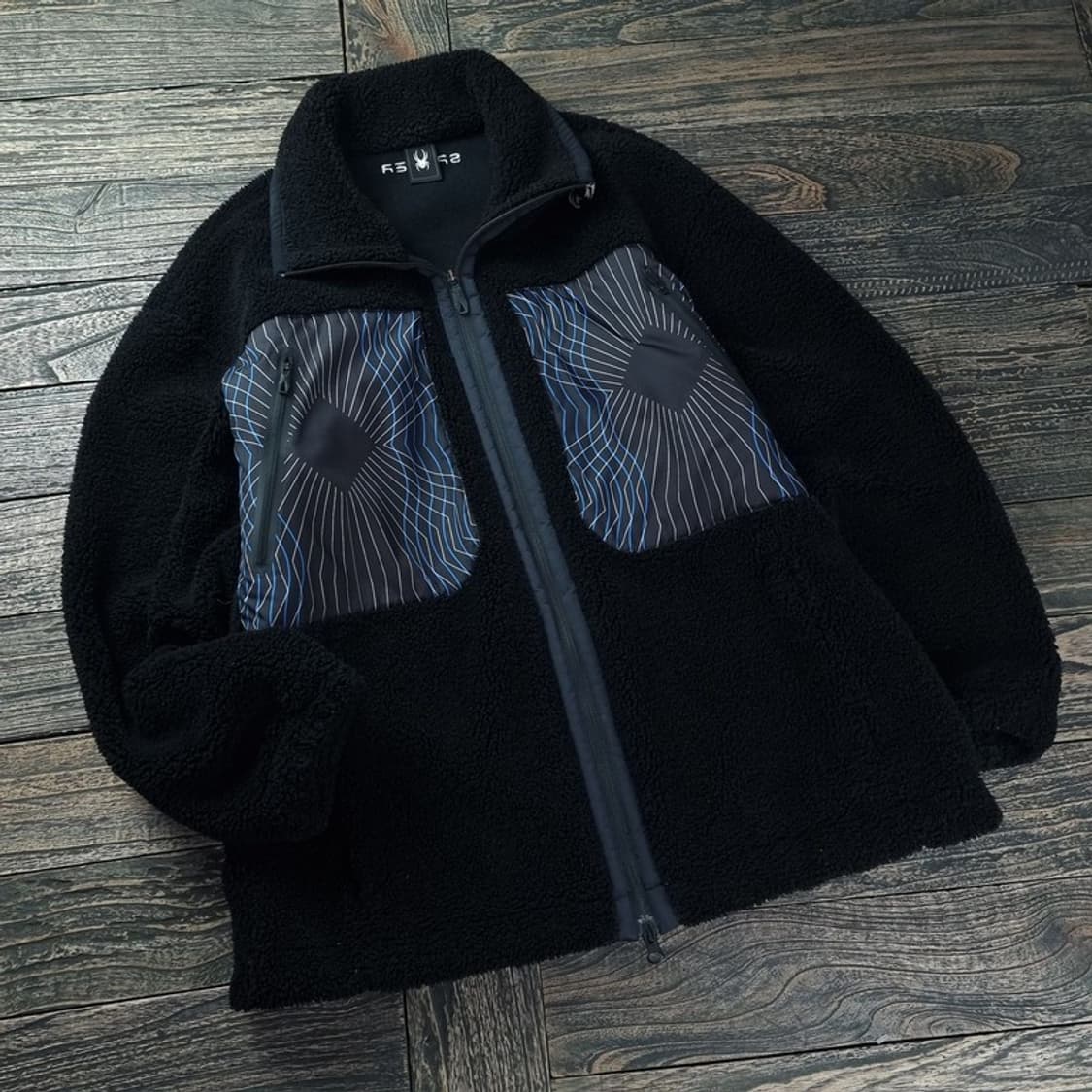 [스파이더]그래픽 패치 오버핏 쉐르파 후리스 집업 자켓 블랙 M18115 상품이미지1