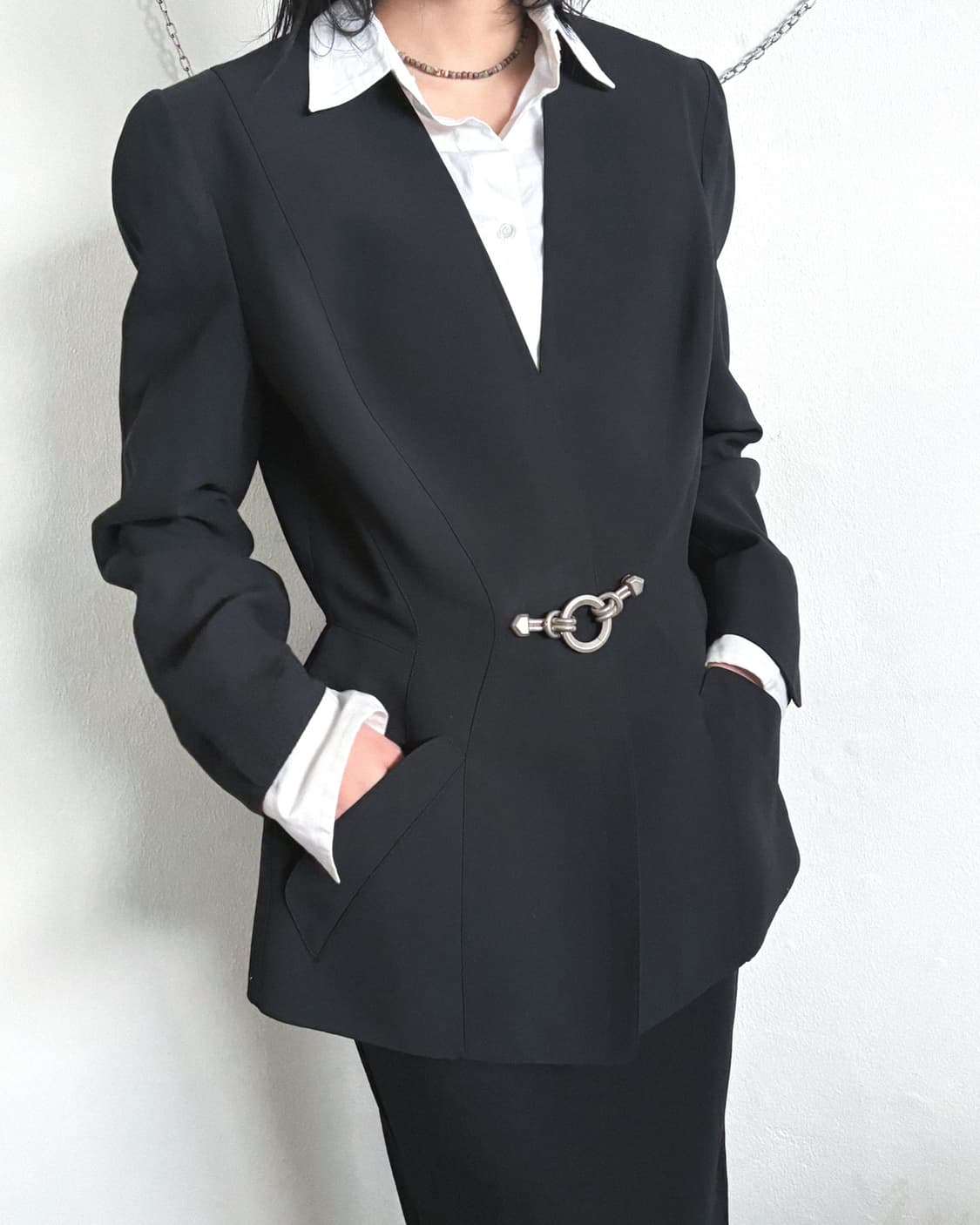 티에리 뮈글러 90s 아카이브 아워글래스 블레이져 상품이미지2