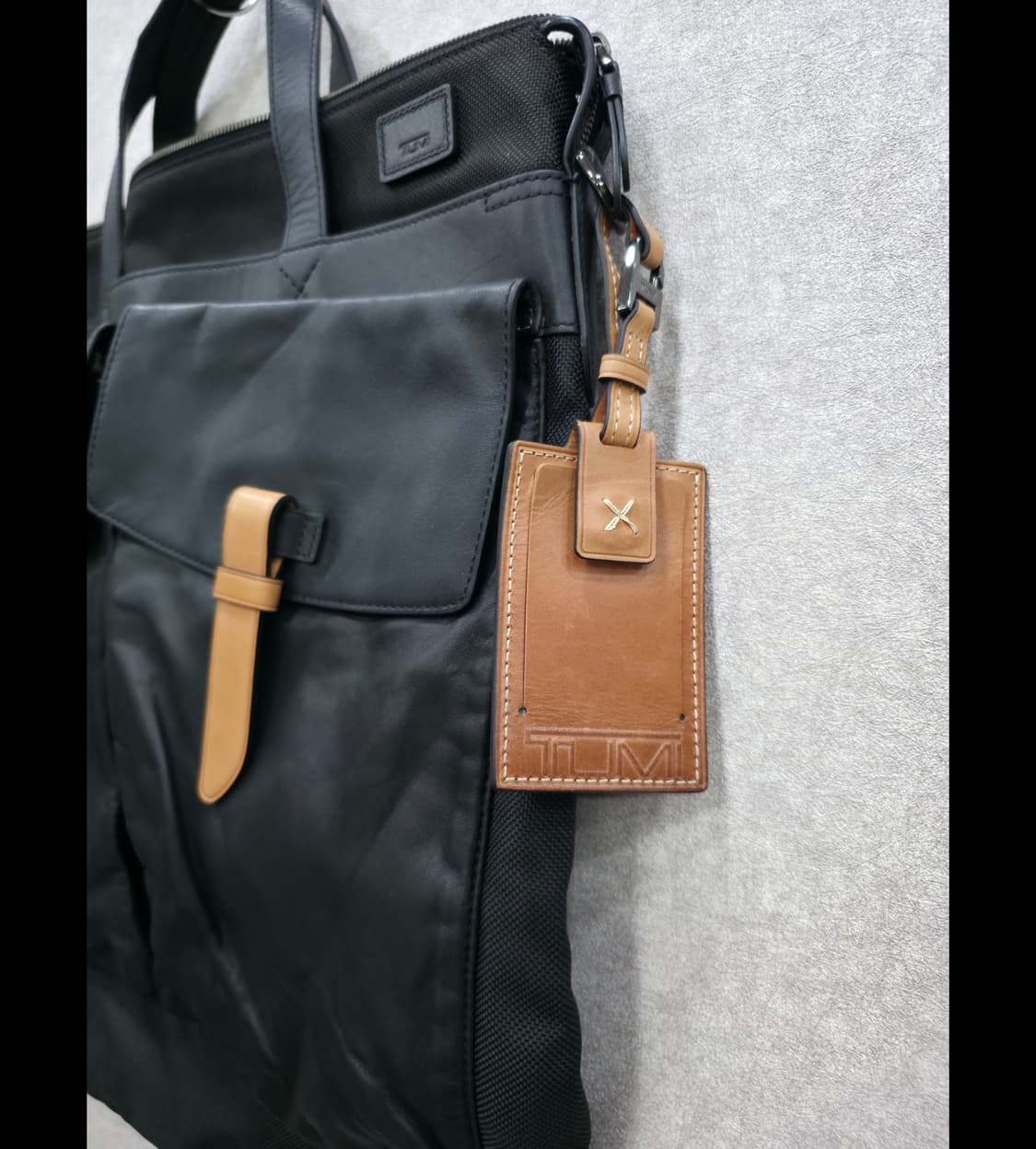 투미 TUMI 산타모니카 윗필드 헬멧백 상품이미지2