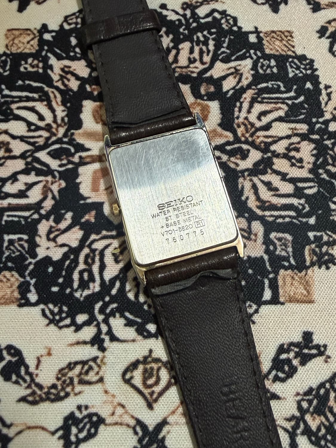 SEIKO 빈티지 쿼츠 시계 상품이미지3