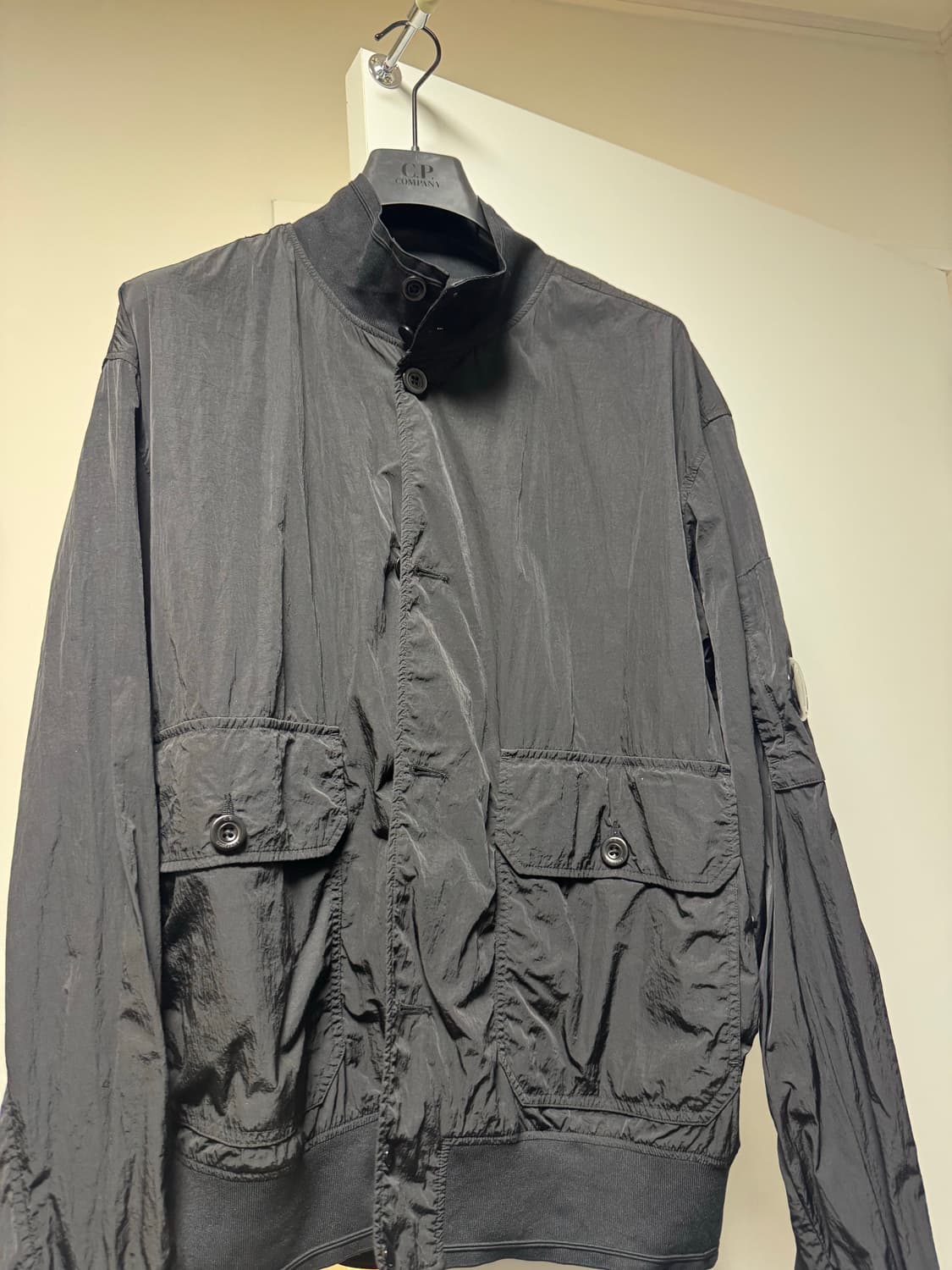 CP컴퍼니 크롬 R 풀 버튼 재킷 - 블랙 상품이미지4