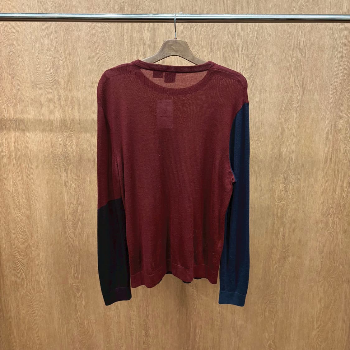 아르마니 익스체인지 라운드넥 울 긴팔 니트 배색 디테일 레귤러핏 와인 상품이미지3