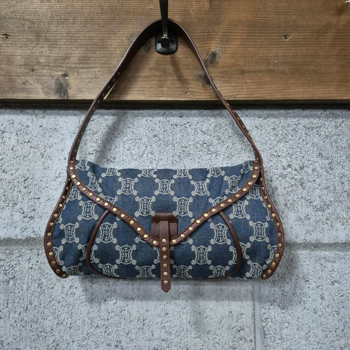 셀린느 트리오페 마카담 데님 숄더백 상품이미지1