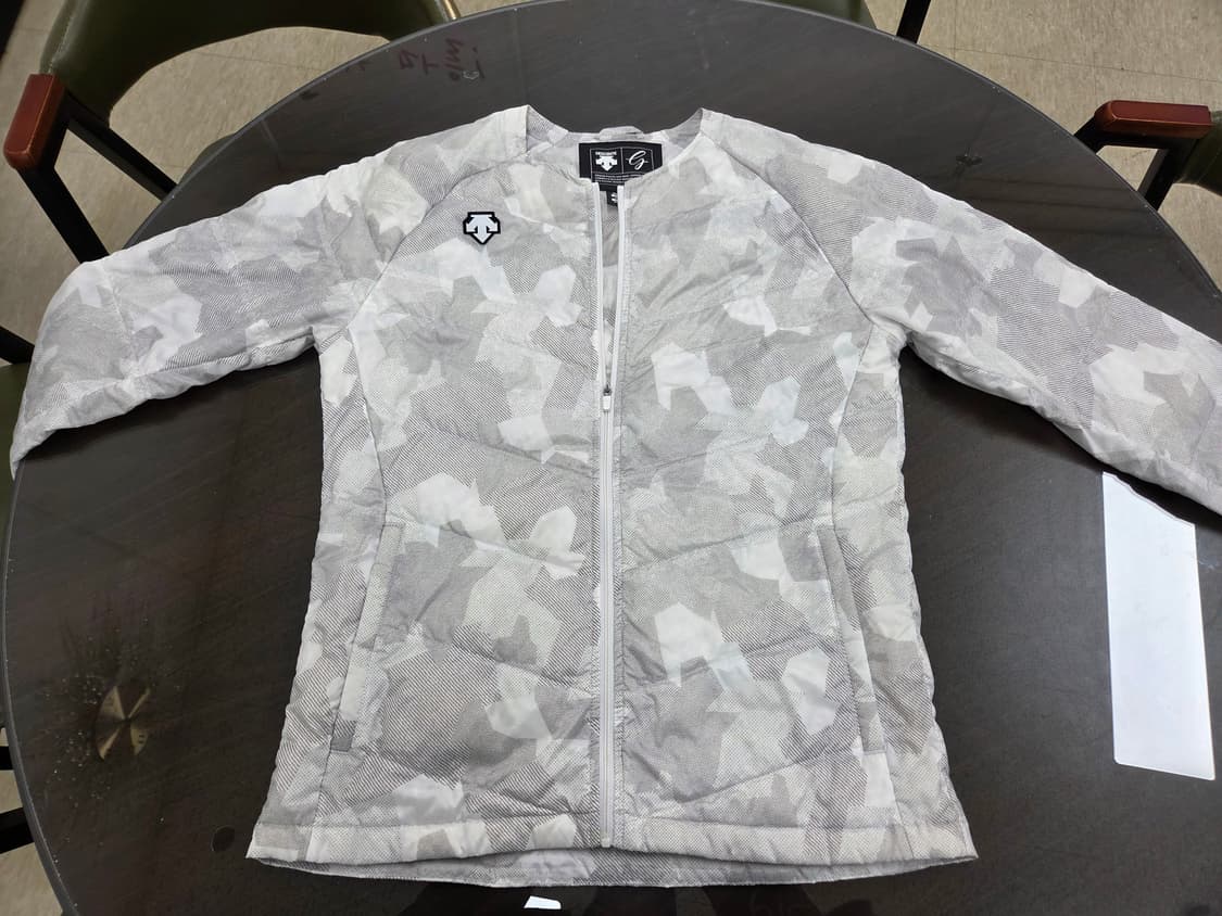 데상트 남성 경량 패딩 95 상품이미지1