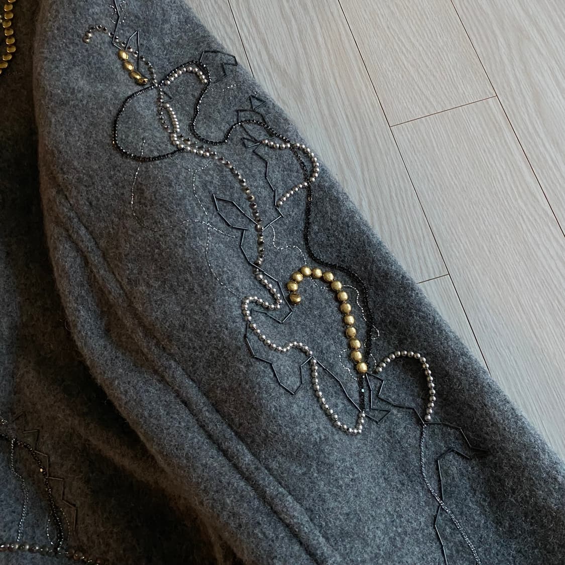 [XL] 드리스 반 노튼 23FW Raven EMB 핸드메이드 코트 상품이미지5