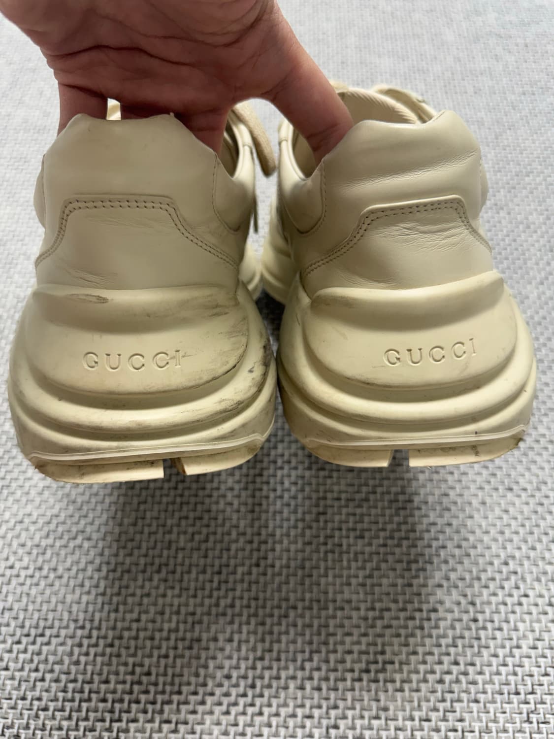 구찌 라이톤 띠로고 아이보리 스니커즈 신발 상품이미지5