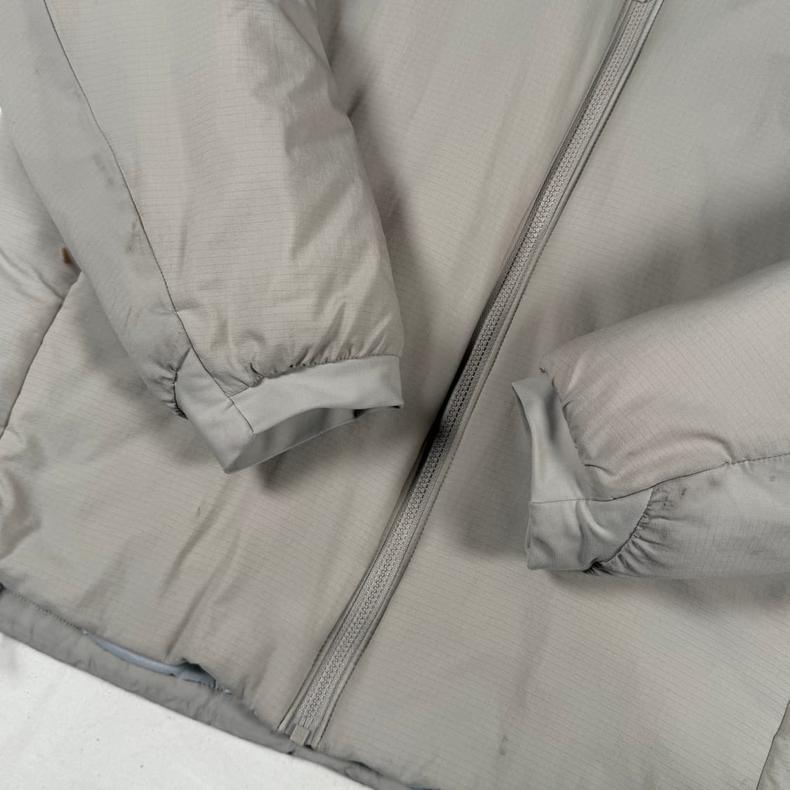 아크테릭스 아톰 헤비웨이트 패딩 점퍼 상품이미지3