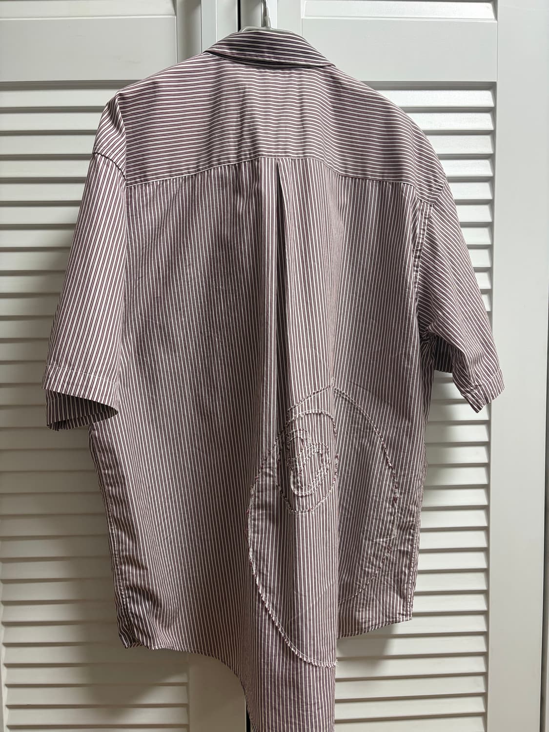 스투시 8볼셔츠 버건디 상품이미지2