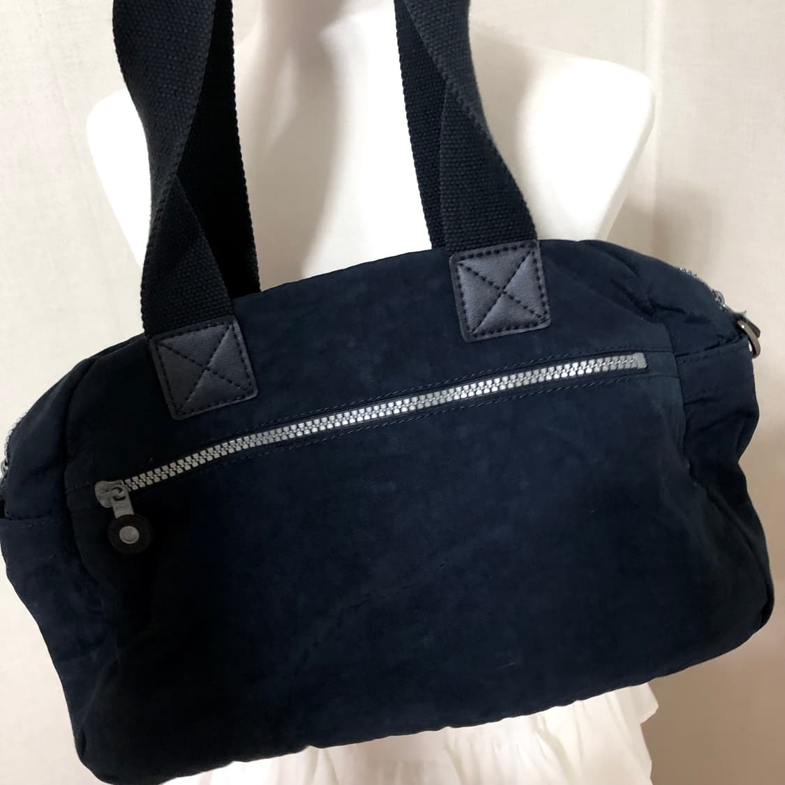 키플링 네이비 포켓 숄더백  상품이미지2