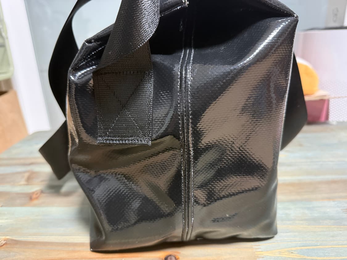 프라이탁 로이스 F45 올블랙 상품이미지4