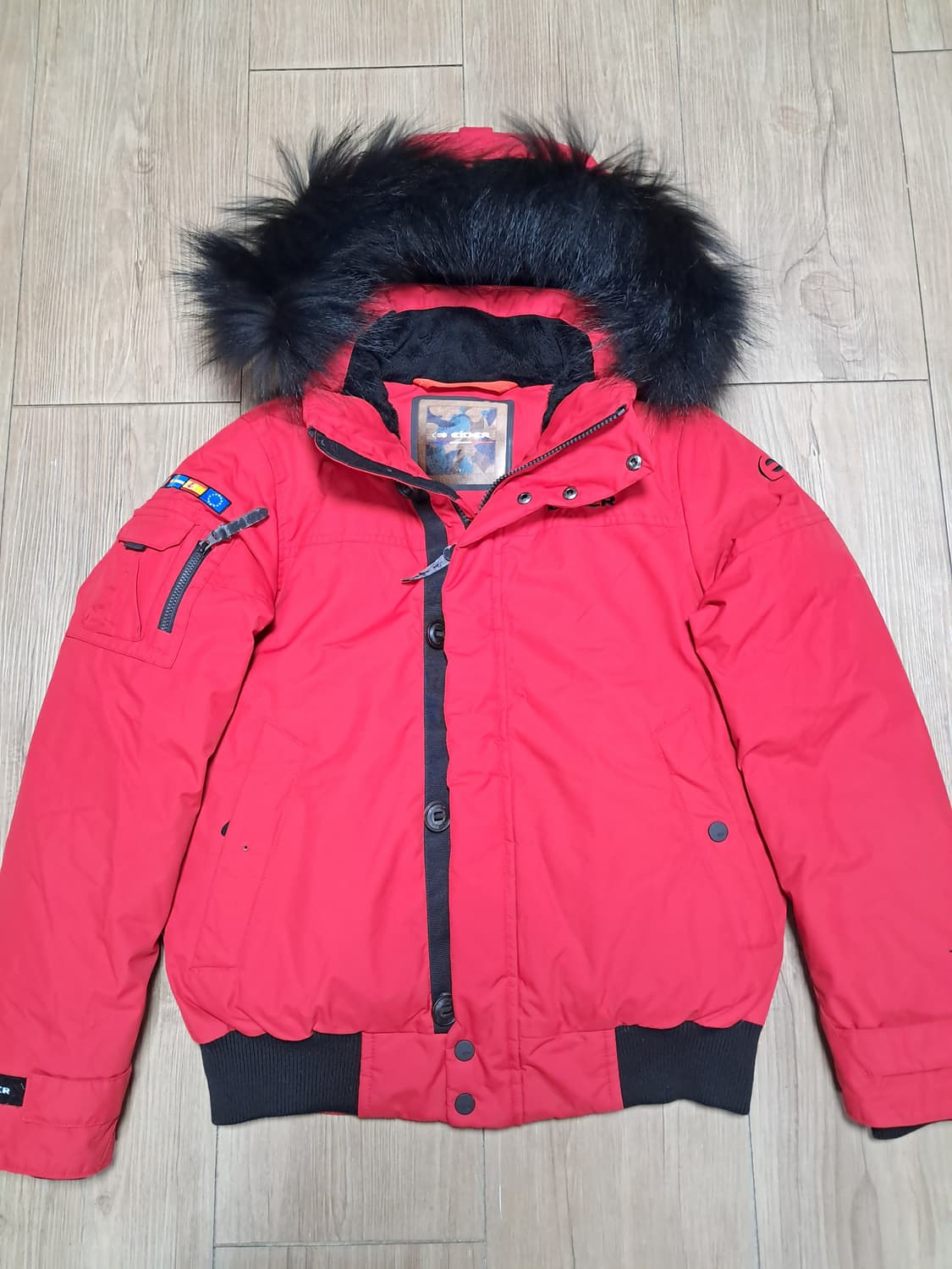 아이더 여성 숏패딩 S 상품이미지2