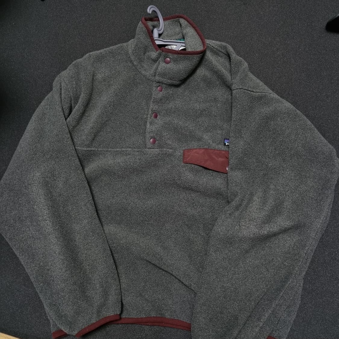 파타고니아 신칠라 그레이 브라운 상품이미지1