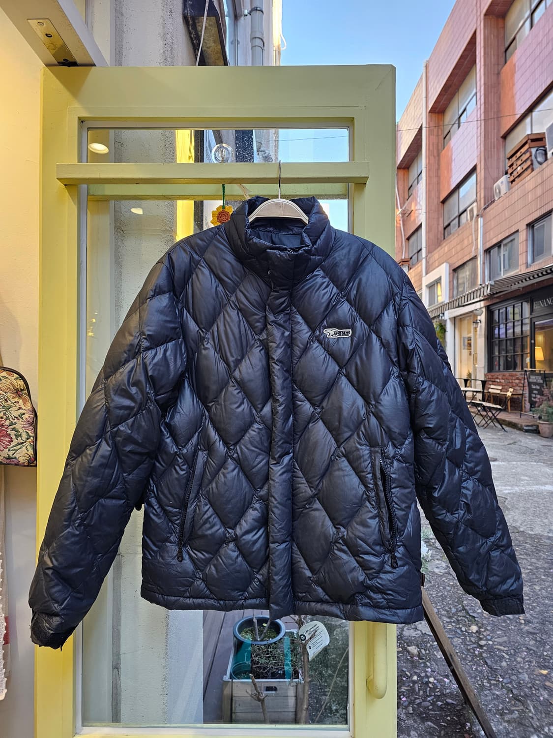 Bear U.S.A 차콜블랙 아가일 2WAY 다운 경량패딩 상품이미지3