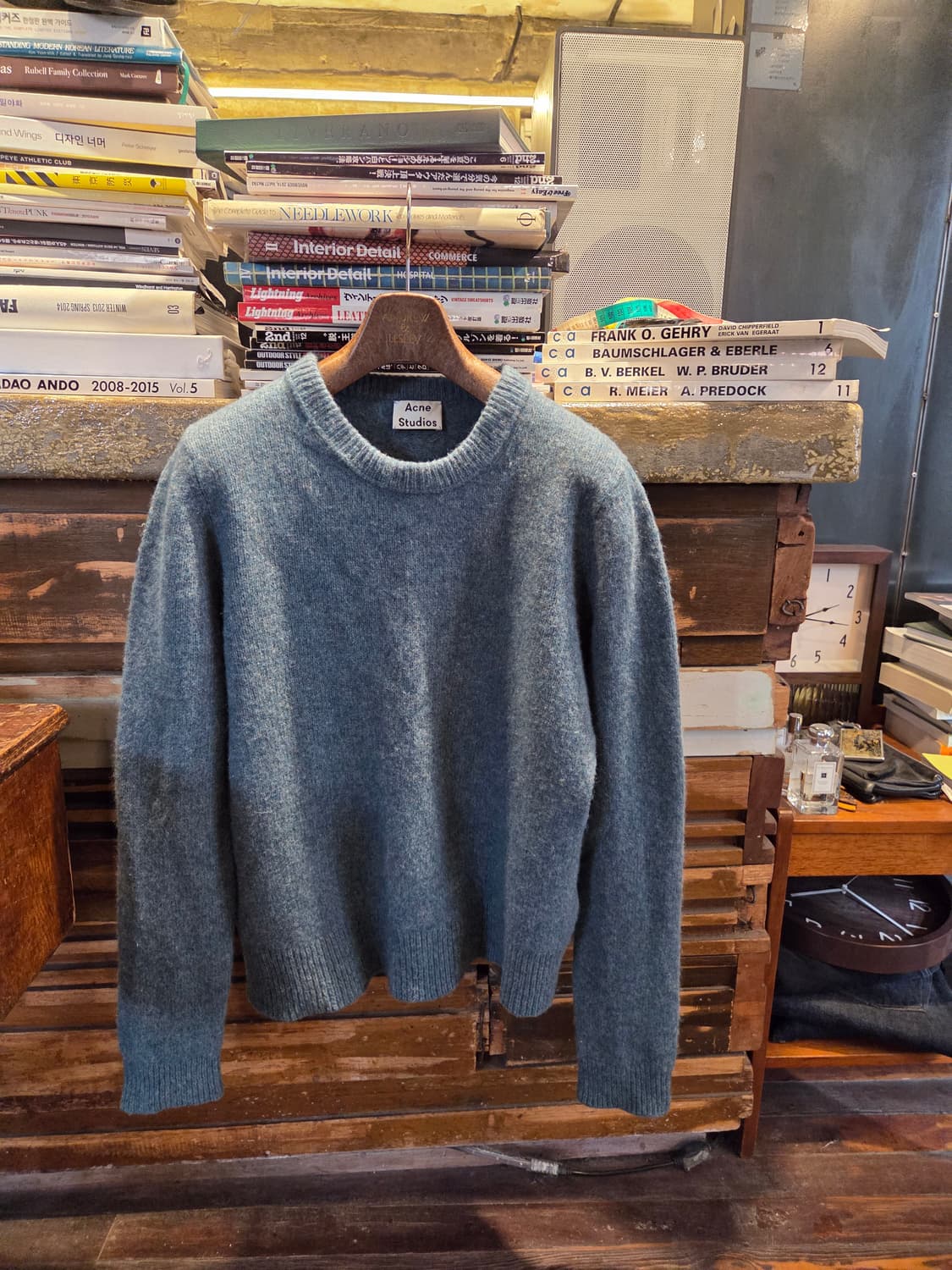 아크네 니트 상품이미지10