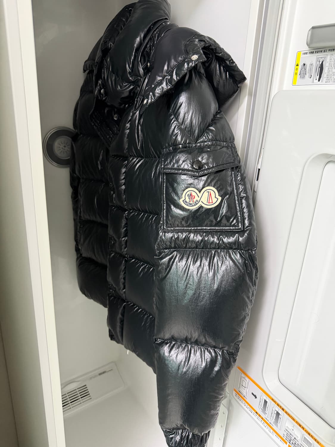 몽클레어 마야 70주년 한정판 블랙 3사이즈(L) 상품이미지2