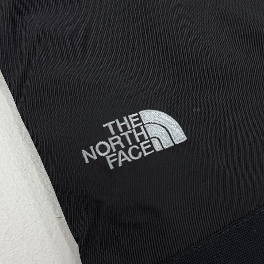 노스페이스 하이벤트 고프코어 마운틴 와이드 윈터 카고팬츠 블랙 상품이미지6