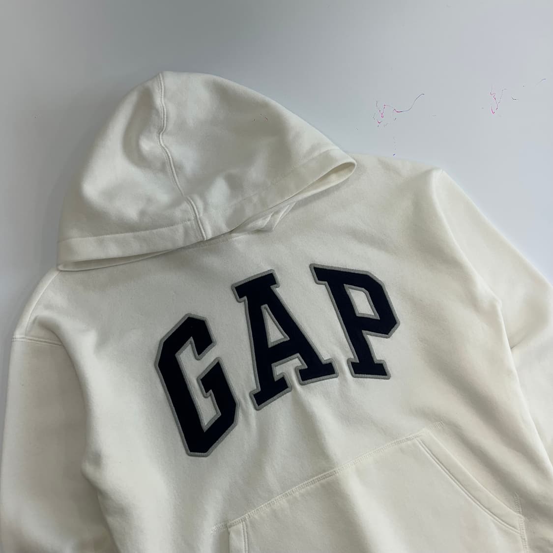 Gap 갭 네이비 로고 화이트 후드티 상품이미지4