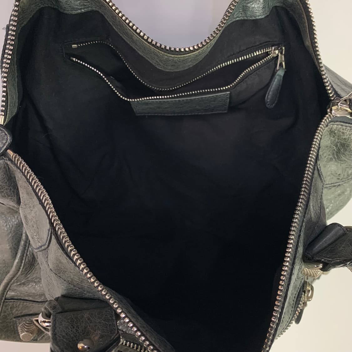 발렌시아가 시티 모터백 상품이미지3