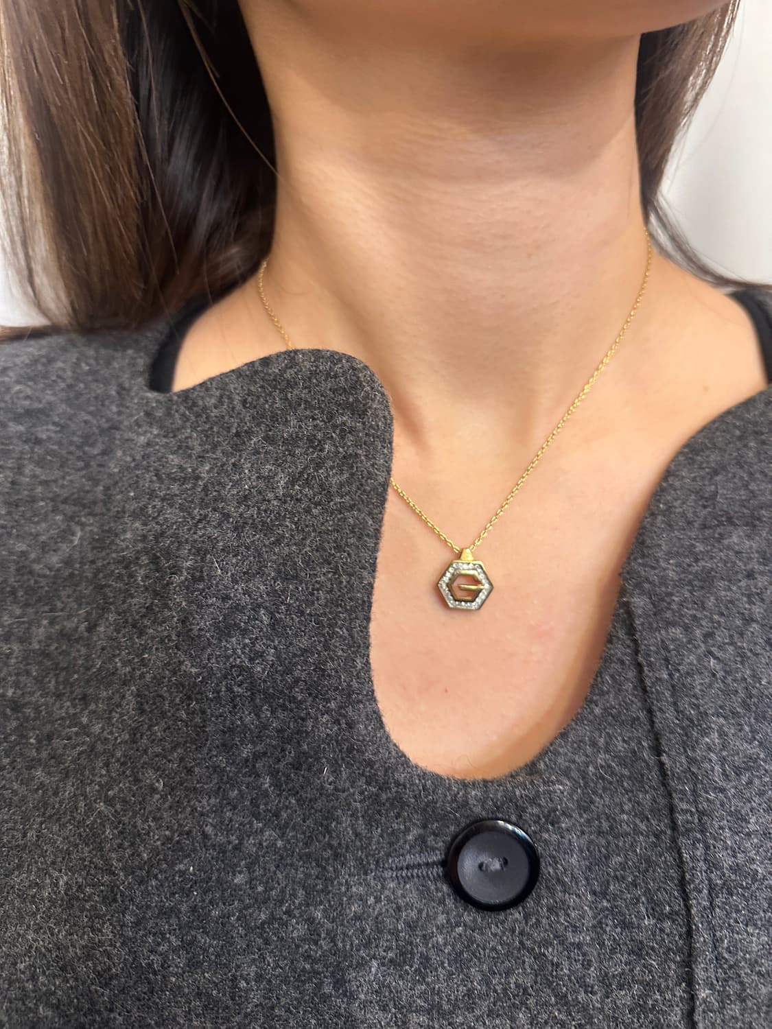 GIVENCHY Hexa-G Gold Necklace  상품이미지6