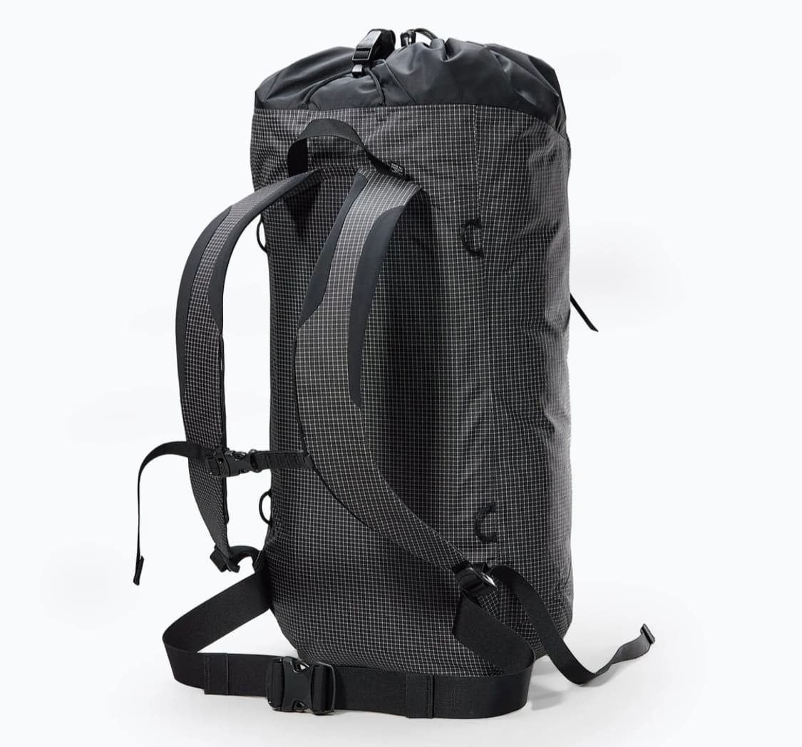 아크테릭스 알파 FL 30 백팩 블랙 팝니다 상품이미지2