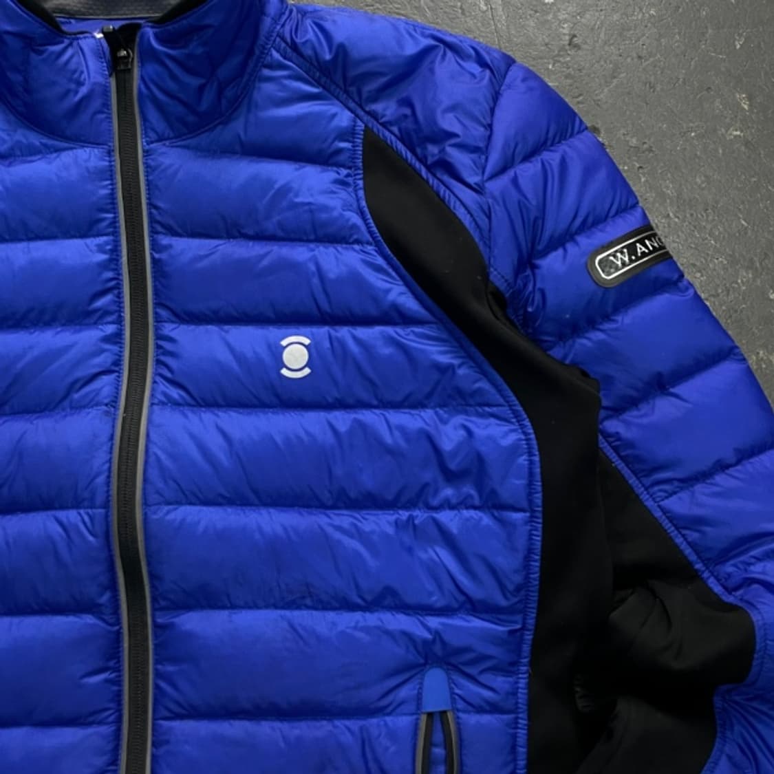 100 와이드앵글 경량패딩 상품이미지2