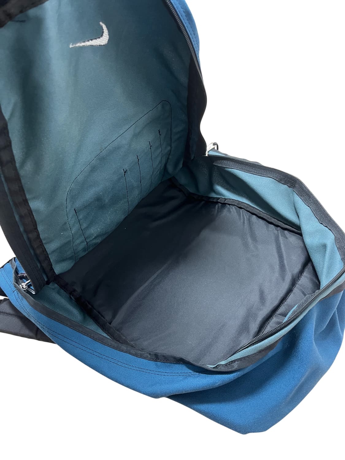 00s 나이키 트라이벌 패턴 스웨이드 백팩 상품이미지3