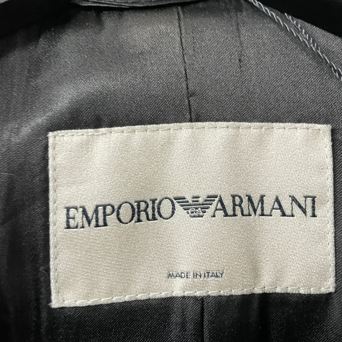 엠포리오아르마니 블랙 코트 12(W) 상품이미지4