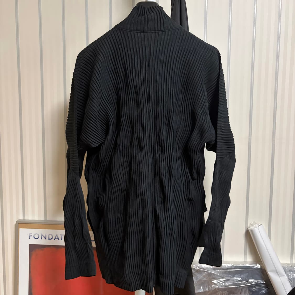 이세이미야케 맨 집업 상품이미지2