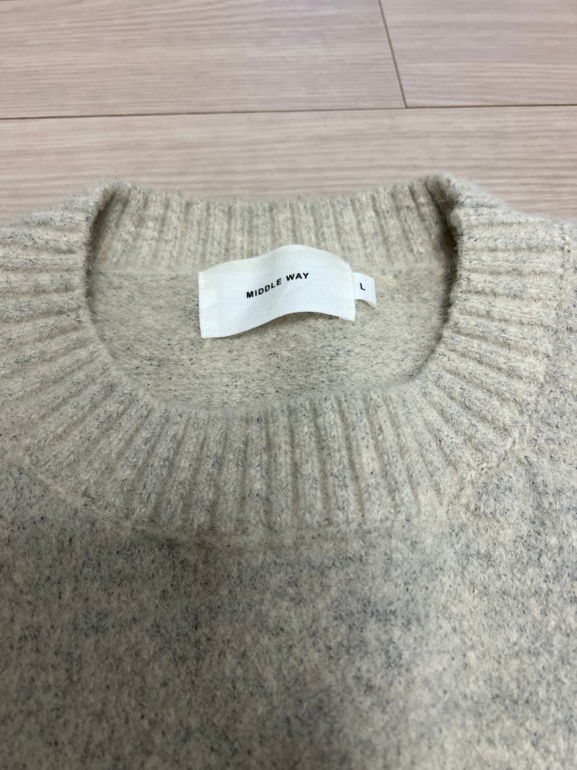 루즈핏 울 니트 스웨터 / 사이드 레이스업 디테일 / L 상품이미지8