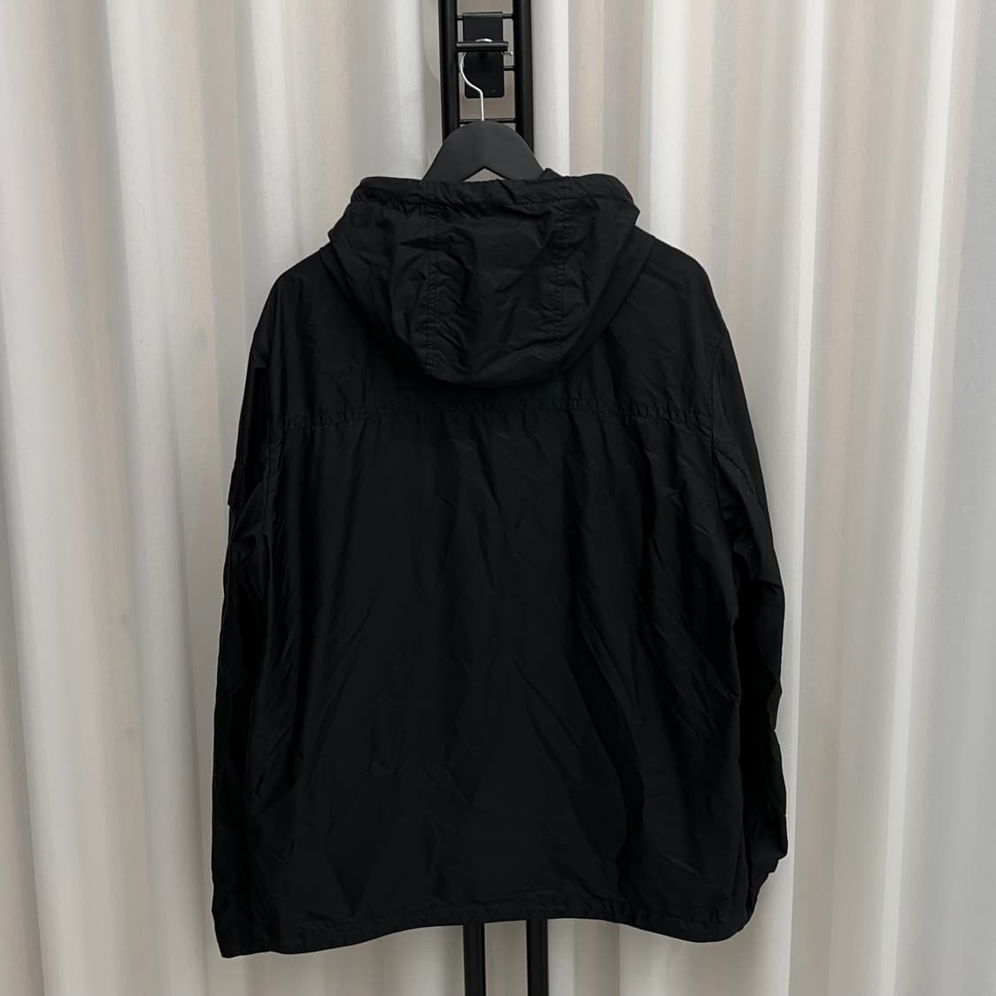 24ss 몽클레어 에티아슈 후드바람막이 블랙 (4) 상품이미지2