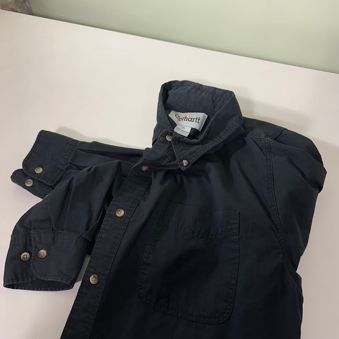 M 100 칼하트 블랙 오버핏 원포켓 논로고 셔츠 남방 상품이미지1