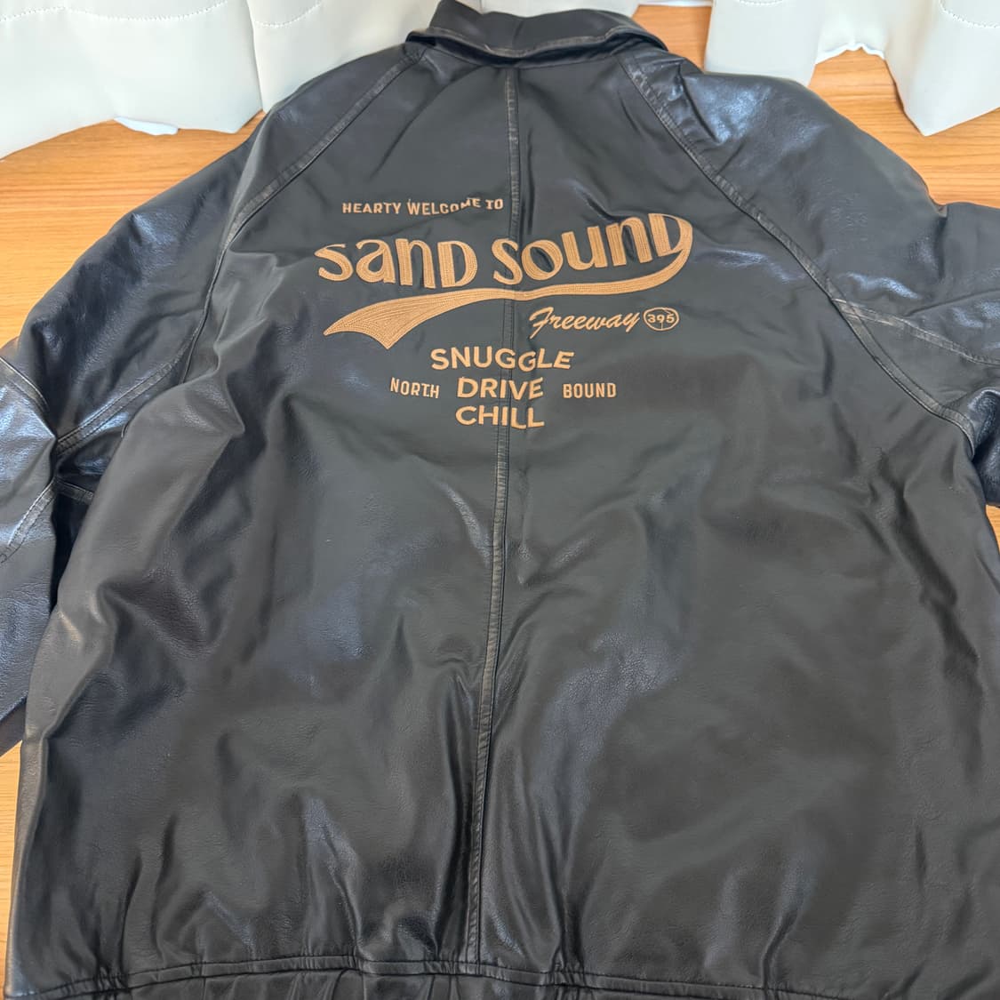 샌드사운드(sand sound) 오버핏 비건레더 점퍼 상품이미지5