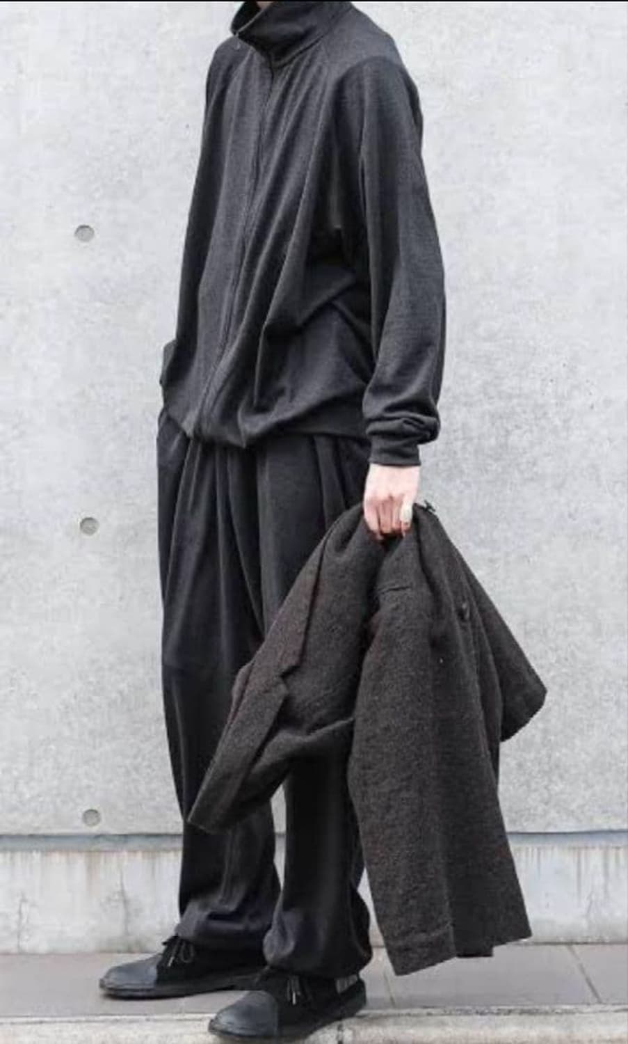 코모리 comoli 실크 트랙 셋업 상품이미지1