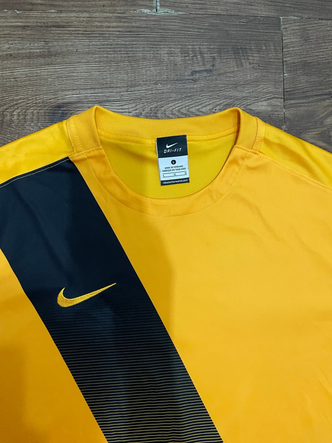 L 나이키 스우시 드라이핏 반팔티 상품이미지3