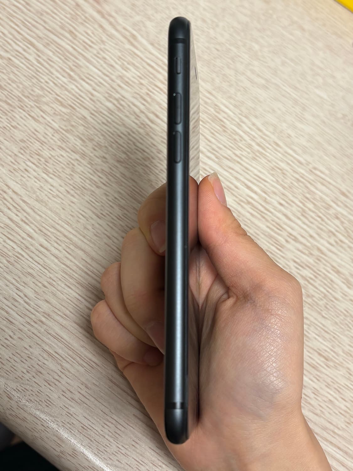 아이폰 8 블랙 (상태 S급) 상품이미지4