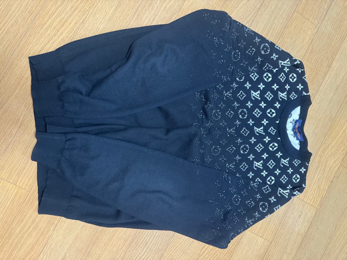 루이비통 모노그램 니트 상품이미지1