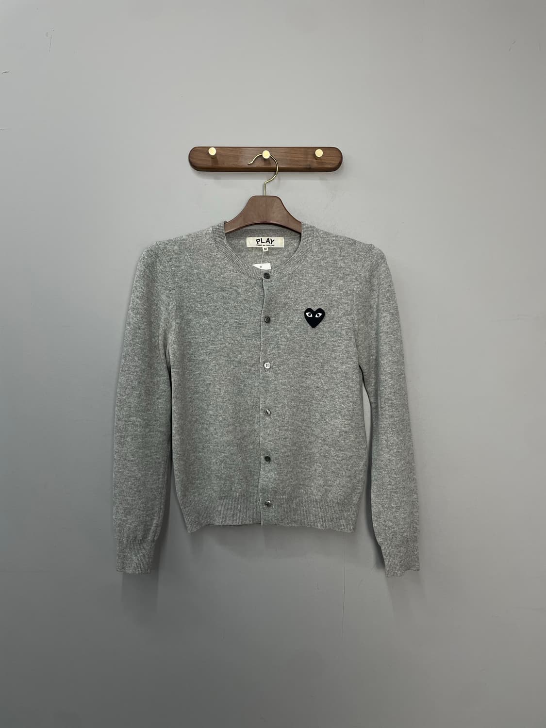 꼼데가르송 그레이 블랙와펜 가디건 H1972 상품이미지2