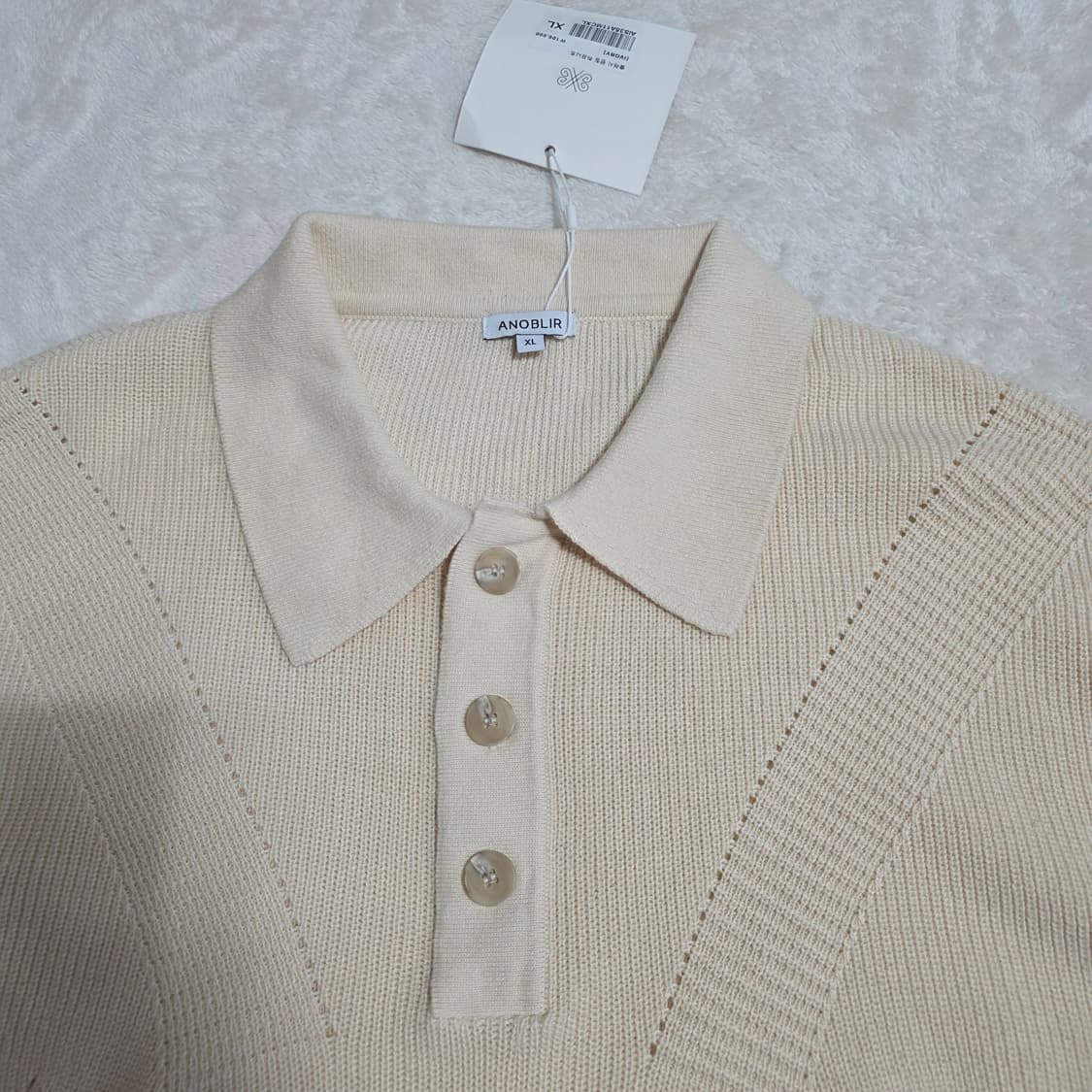 (XL)아노블리어 슬래시 펀칭 하프 반팔 카라 니트 상품이미지3