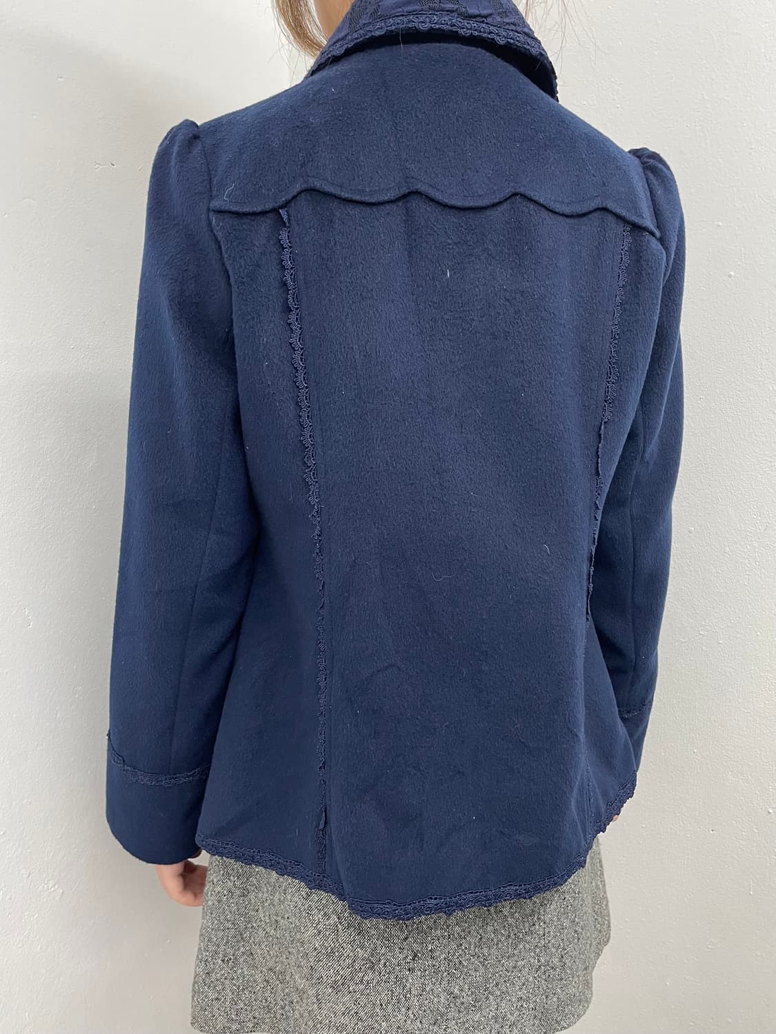 액시즈팜 네이비 레이스 버튼 코트 상품이미지6