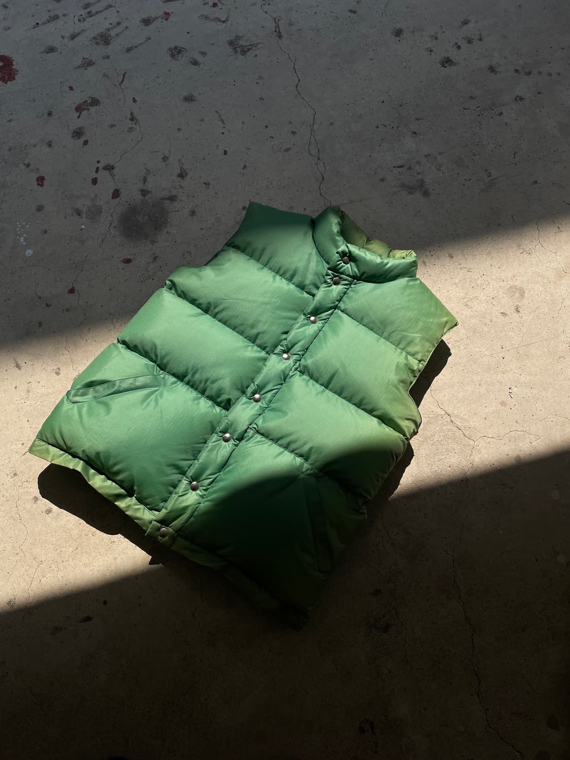 90 Cresent Down Works Faded Green Vest 상품이미지2