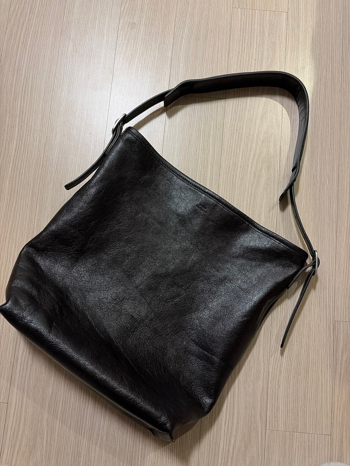 프로퍼빌롱잉즈 자루백 jaru 애쉬브라운 상품이미지5