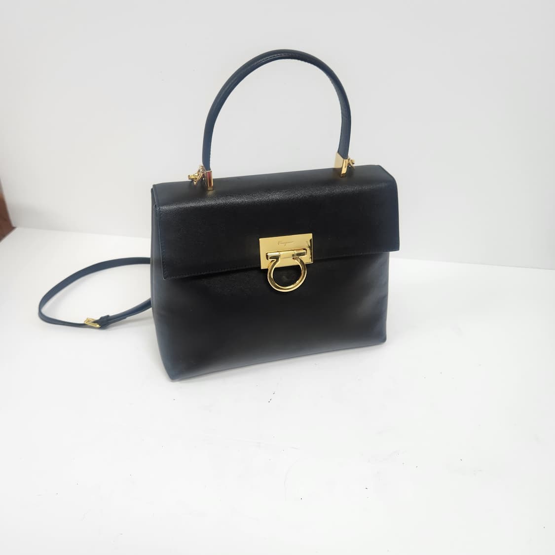 퍼라가모 상품이미지9