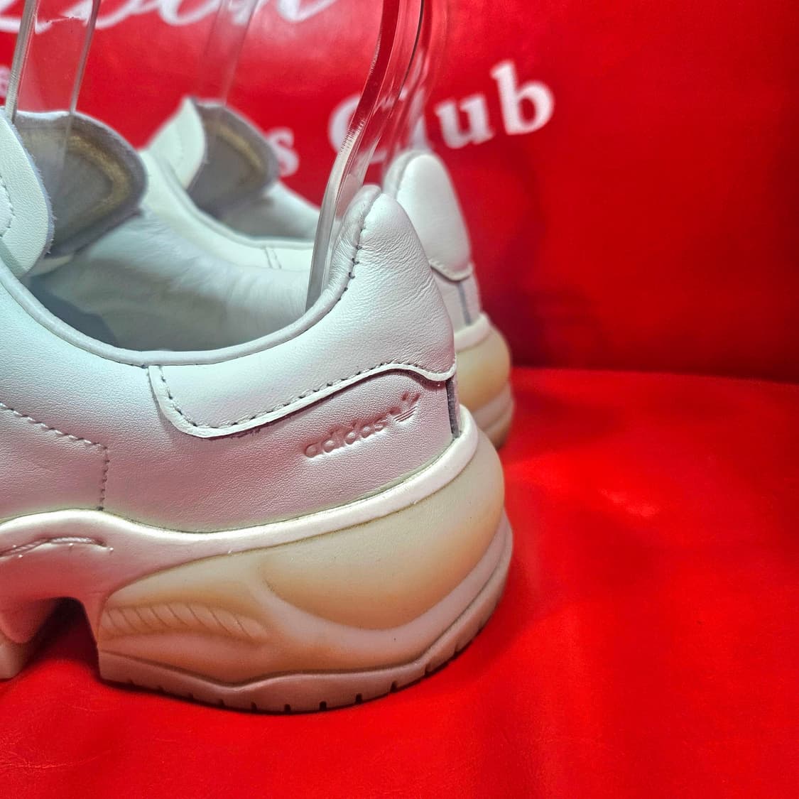 OAMC x 아디다스오리지널 TYPE-2L 오프화이트 가죽 스니커즈 상품이미지2